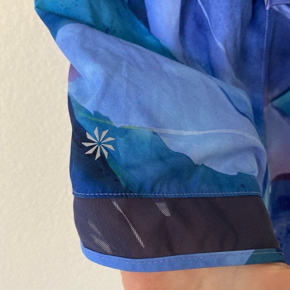 Athleta Make A Splash Printed Mesh Racer 4” Shorts - Picture 8 of 9